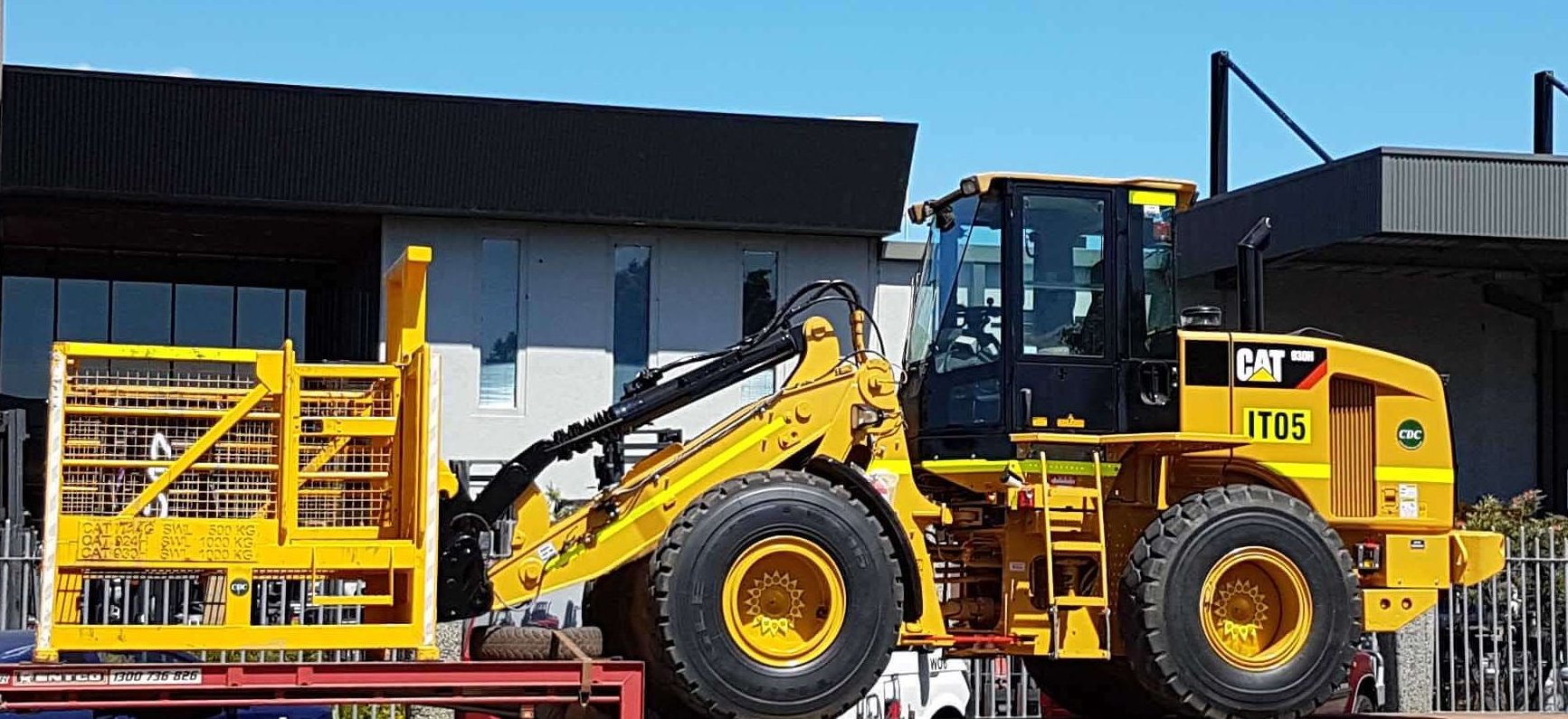 https://www.cloverdowns.com.au/wp-content/uploads/2018/06/Cat-Loader-e1534483716706.jpg